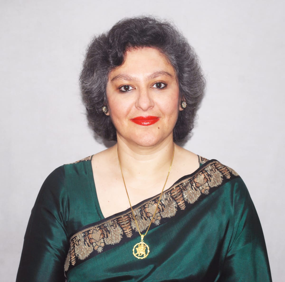 Ms. Veni Thapar
